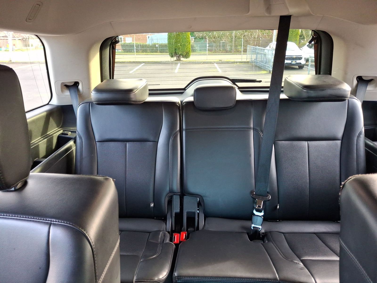 Used 2024 Ford Expedition XLT image 23