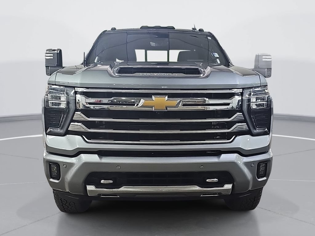 Certified 2024 Chevrolet Silverado 2500 High Country w/ High Country Premium Package AWD/4WD image 10