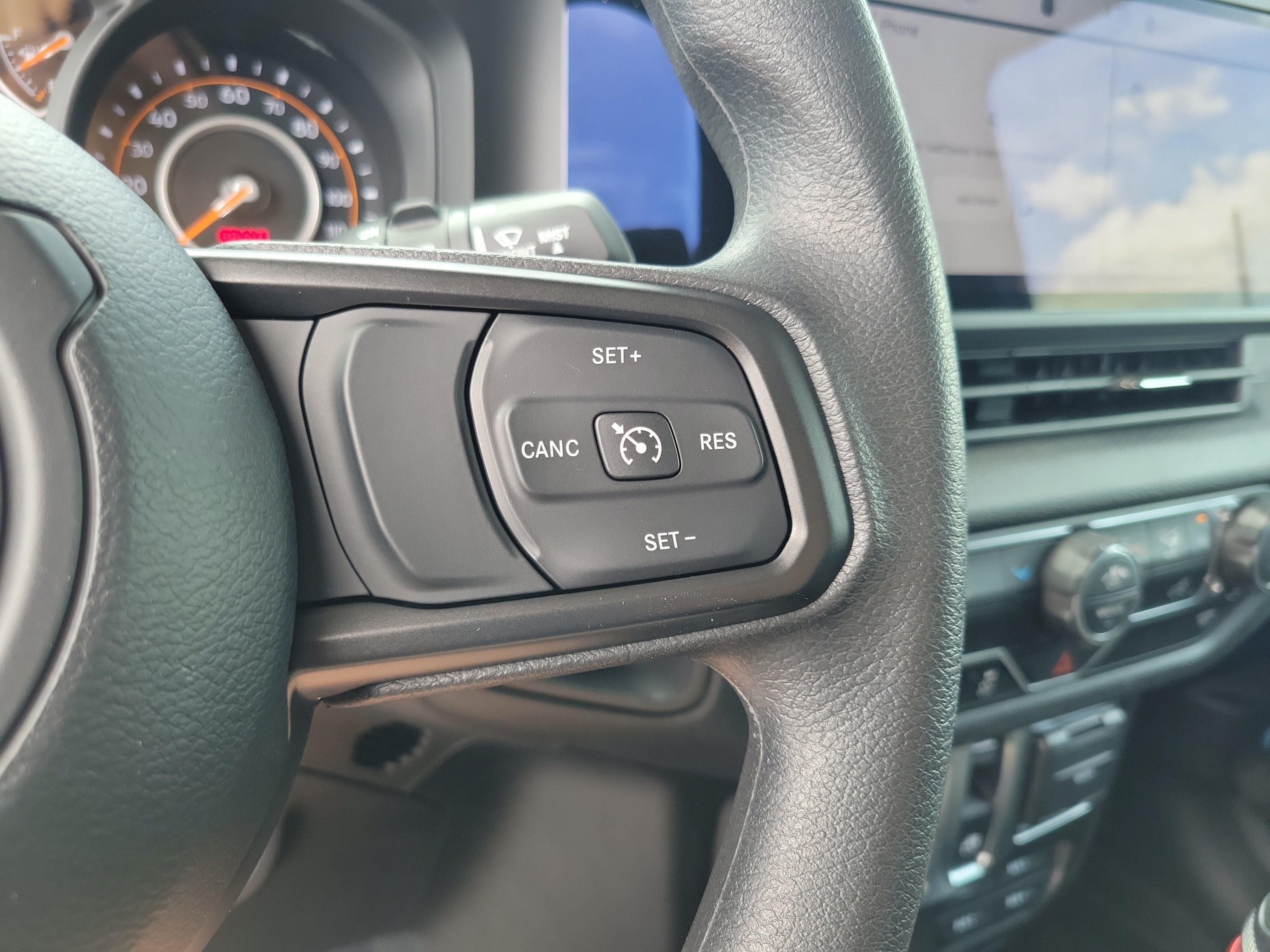 Used 2025 Jeep Wrangler Sport AWD/4WD image 15
