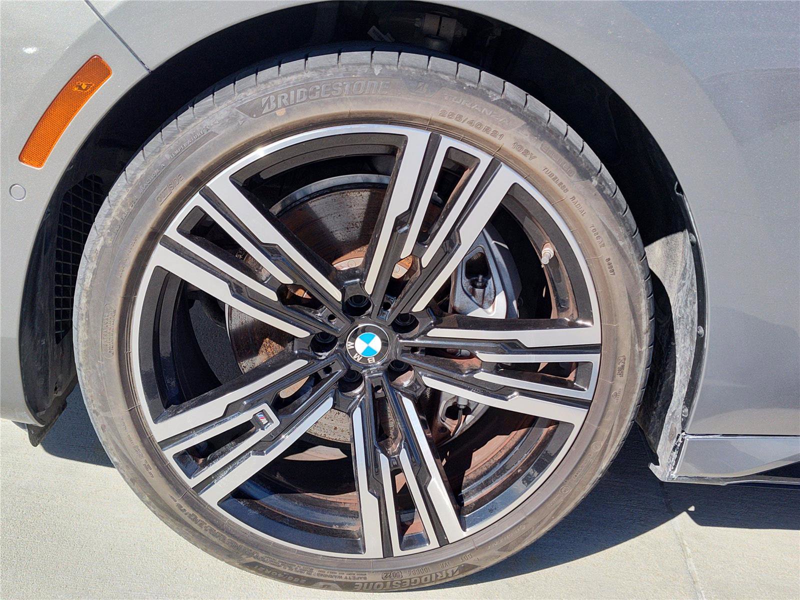 Certified 2023 BMW 740i w/ Executive Package image 10