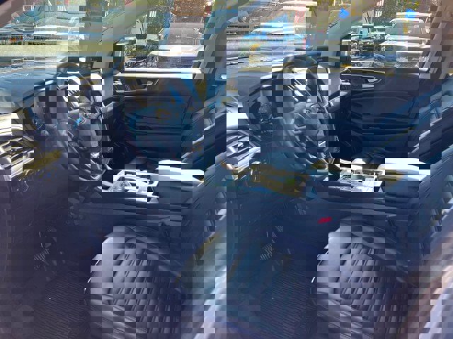 Certified 2022 Ford Edge SEL w/ Convenience Package image 7