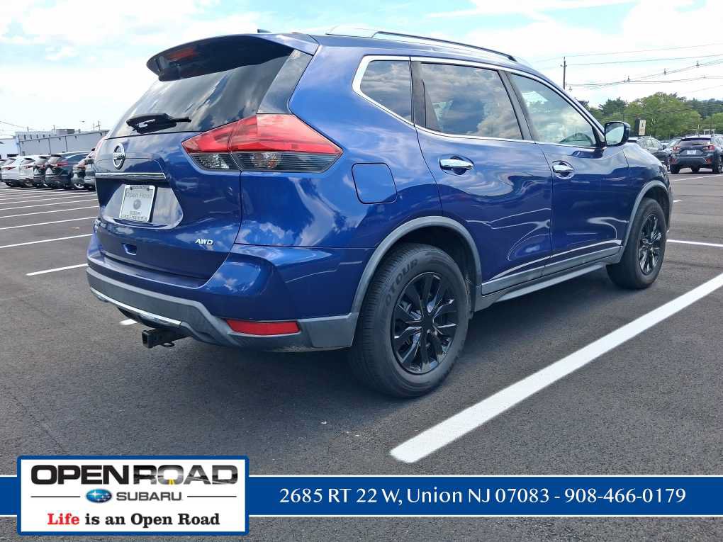 Used 2017 Nissan Rogue S w/ Appearance Package AWD/4WD image 29