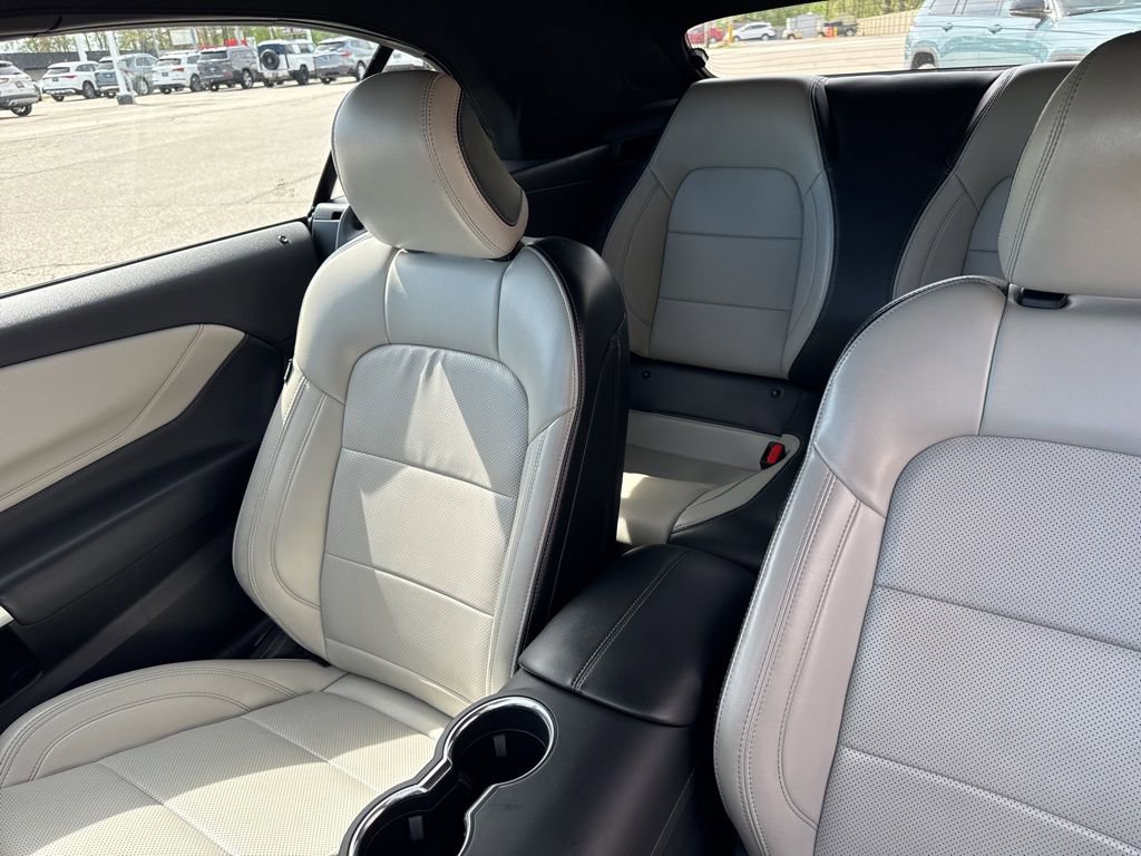 Used 2024 Ford Mustang Premium RWD image 33