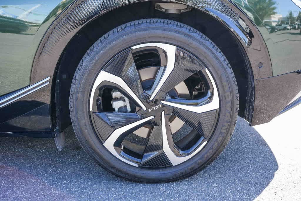 Certified 2023 Kia EV6 GT-Line AWD/4WD image 10