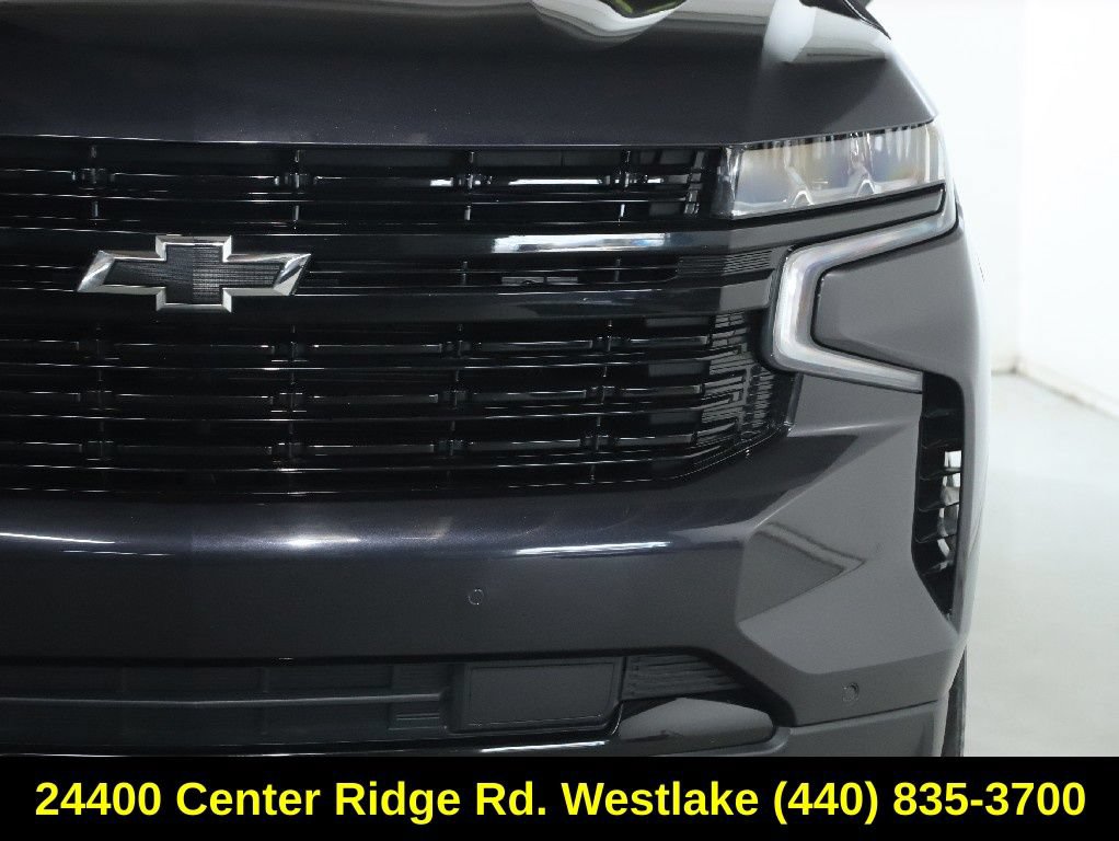 Used 2024 Chevrolet Suburban RST RWD image 8
