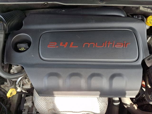 Used 2017 Jeep Renegade Trailhawk w/ Cold Weather Group II image 28