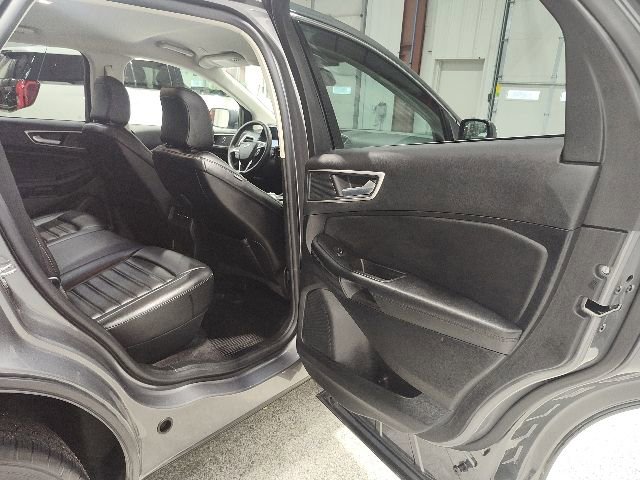 Used 2023 Ford Edge SEL w/ Convenience Package AWD/4WD image 17