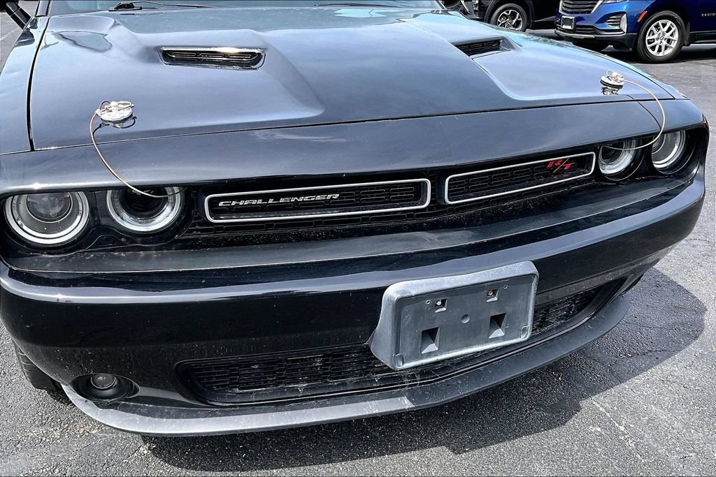 Used 2015 Dodge Challenger R/T w/ Quick Order Package 22B R/T RWD image 27