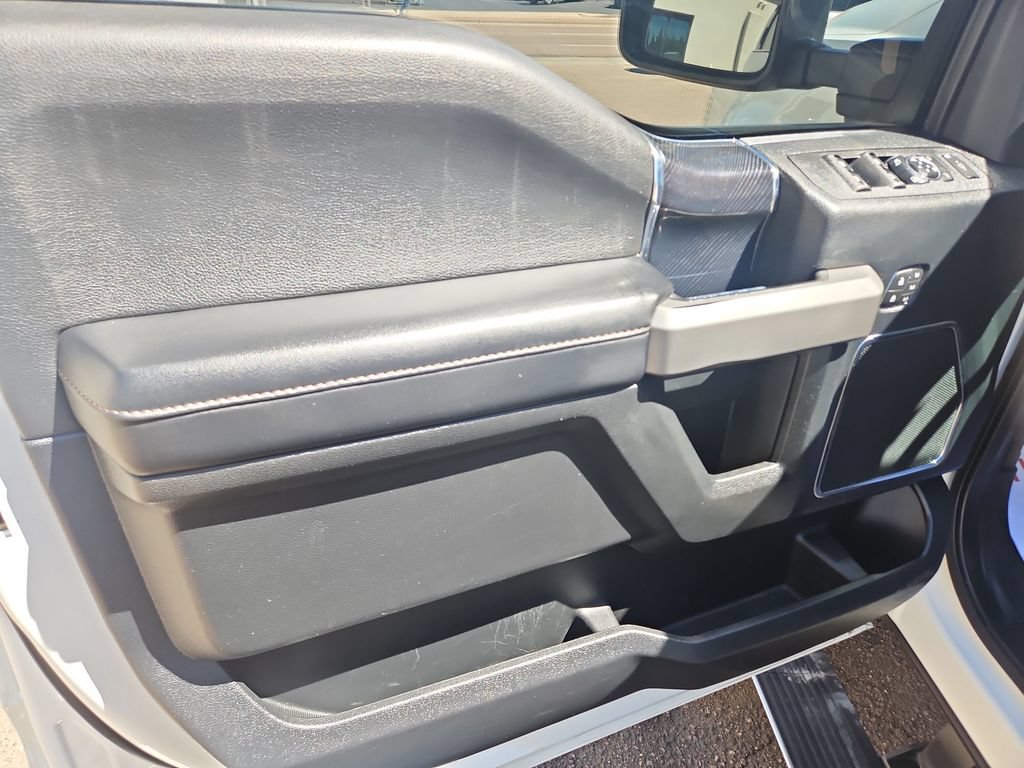 Used 2021 Ford F350 Platinum AWD/4WD image 11