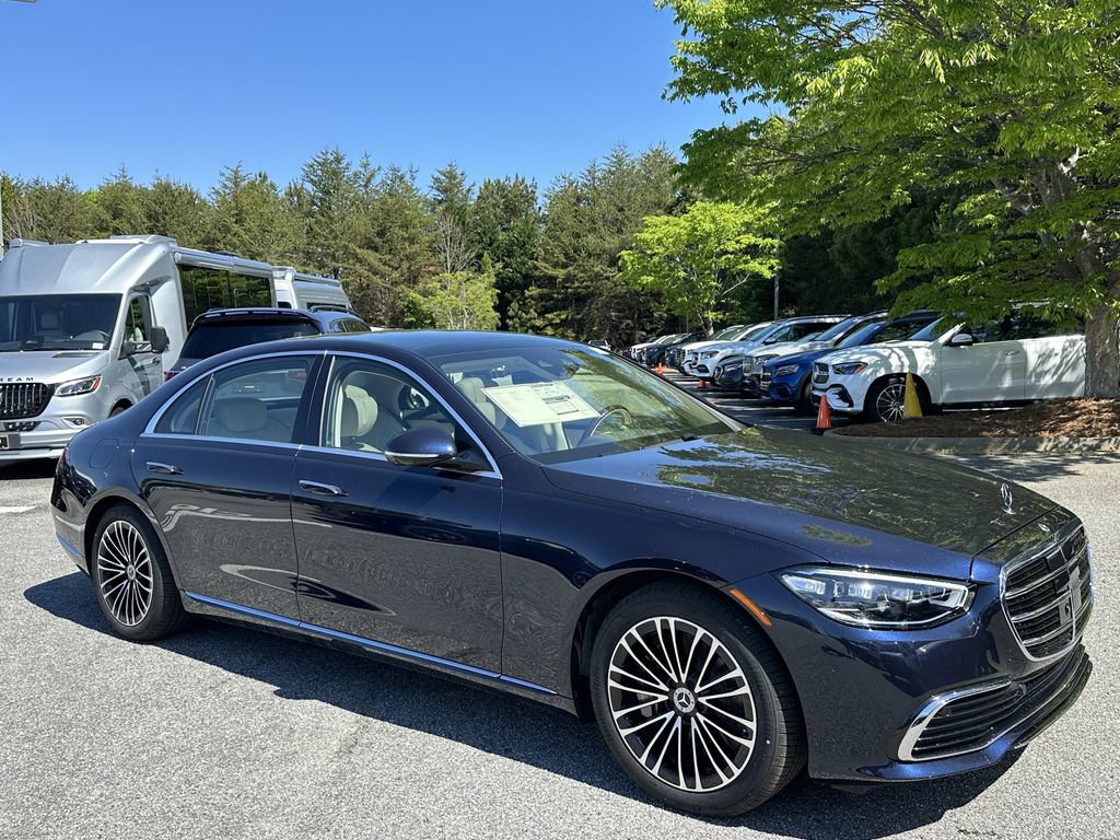New 2026 Mercedes-Benz S 580e 4MATIC Sedan image 2