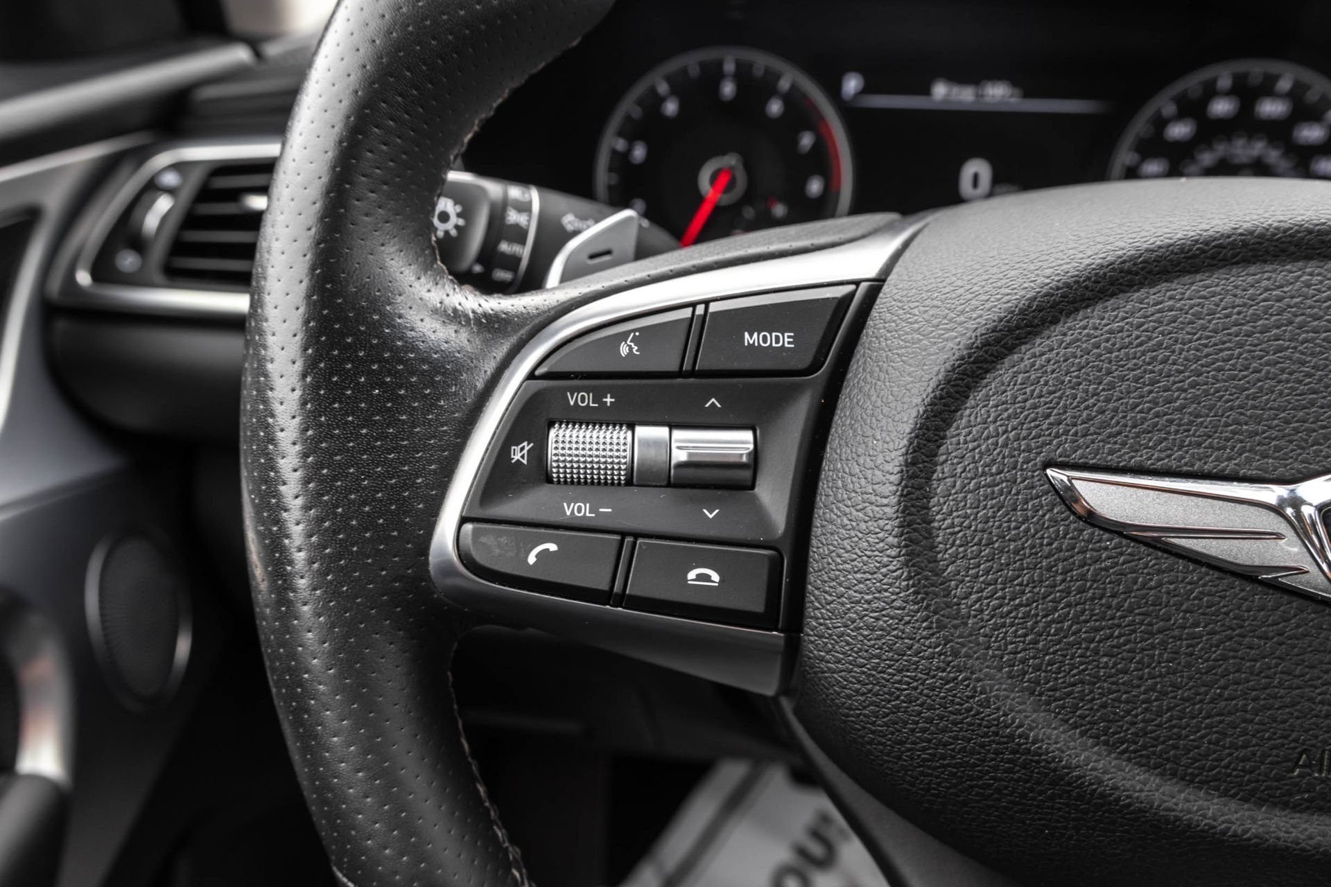Used 2021 Genesis G70 2.0T w/ Elite Package AWD/4WD image 26