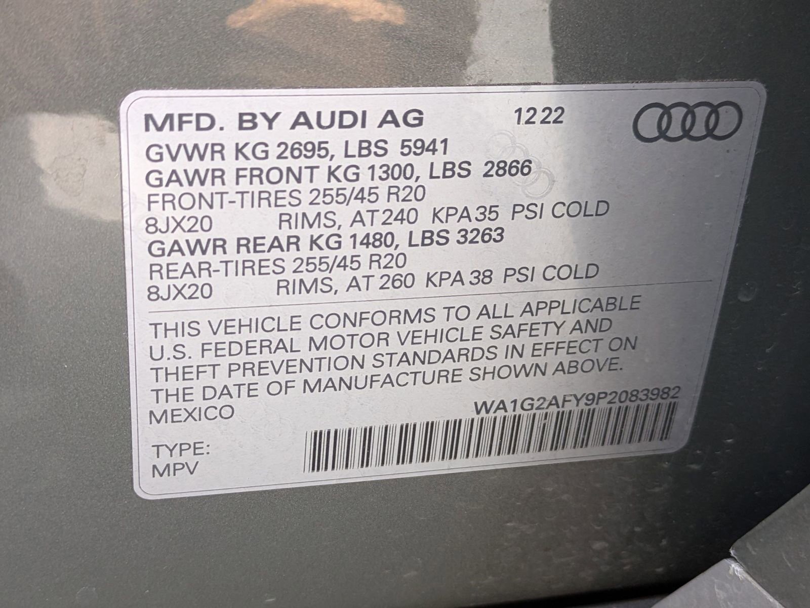 Used 2023 Audi Q5 e Premium w/ Convenience Package image 17