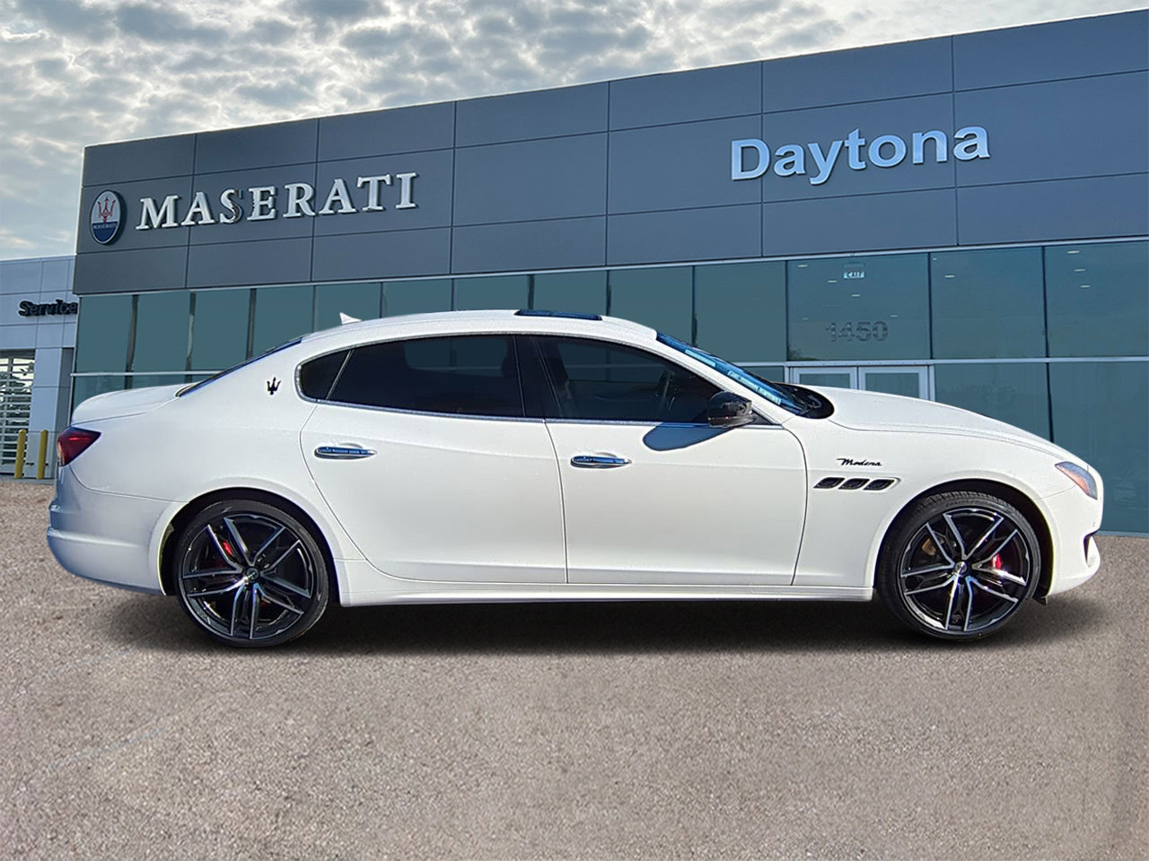 New 2024 Maserati Quattroporte Modena Ultima Q4 image 2
