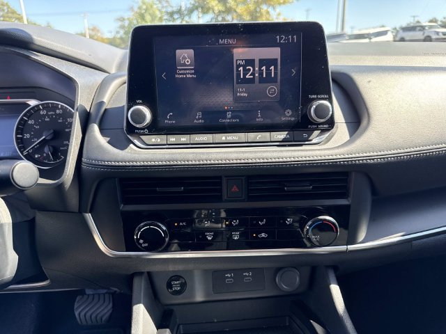 Used 2024 Nissan Rogue S AWD/4WD image 30