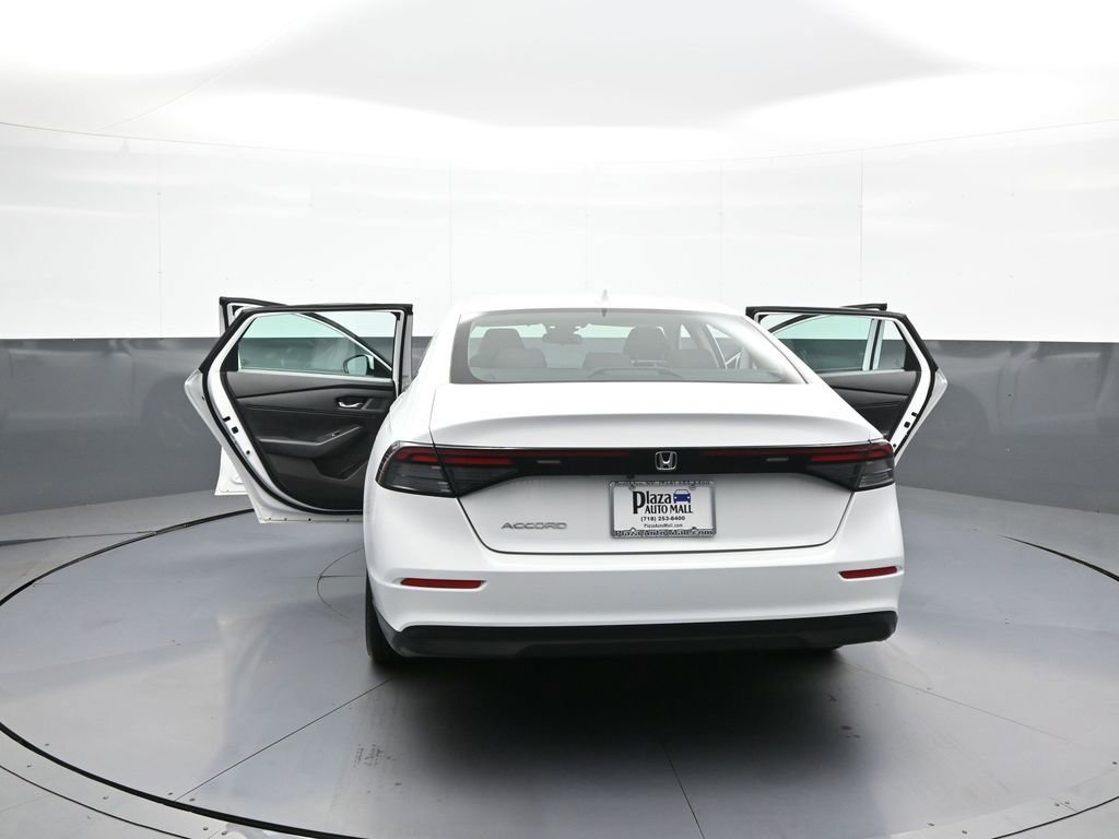 Certified 2023 Honda Accord EX image 47
