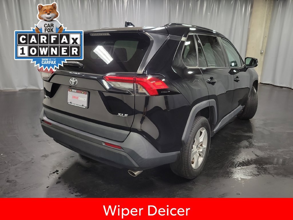Used 2021 Toyota RAV4 XLE w/ XLE Grade Weather Package FWD image 8