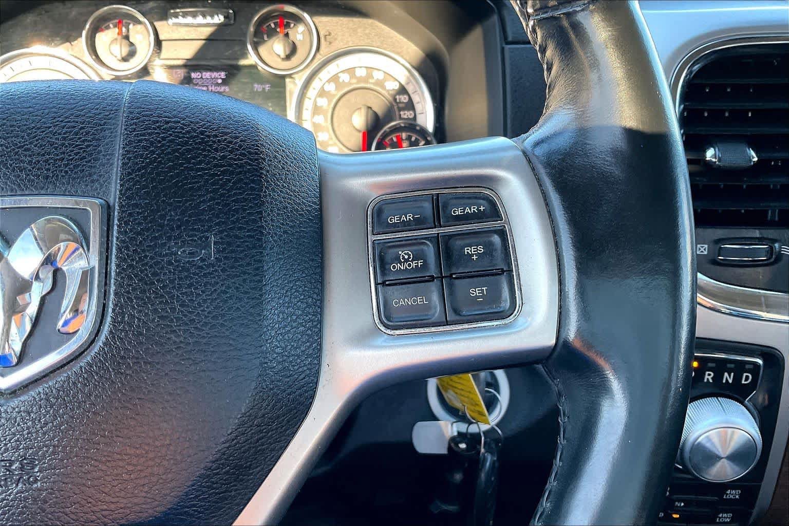 Used 2017 RAM 1500 Laramie AWD/4WD image 25