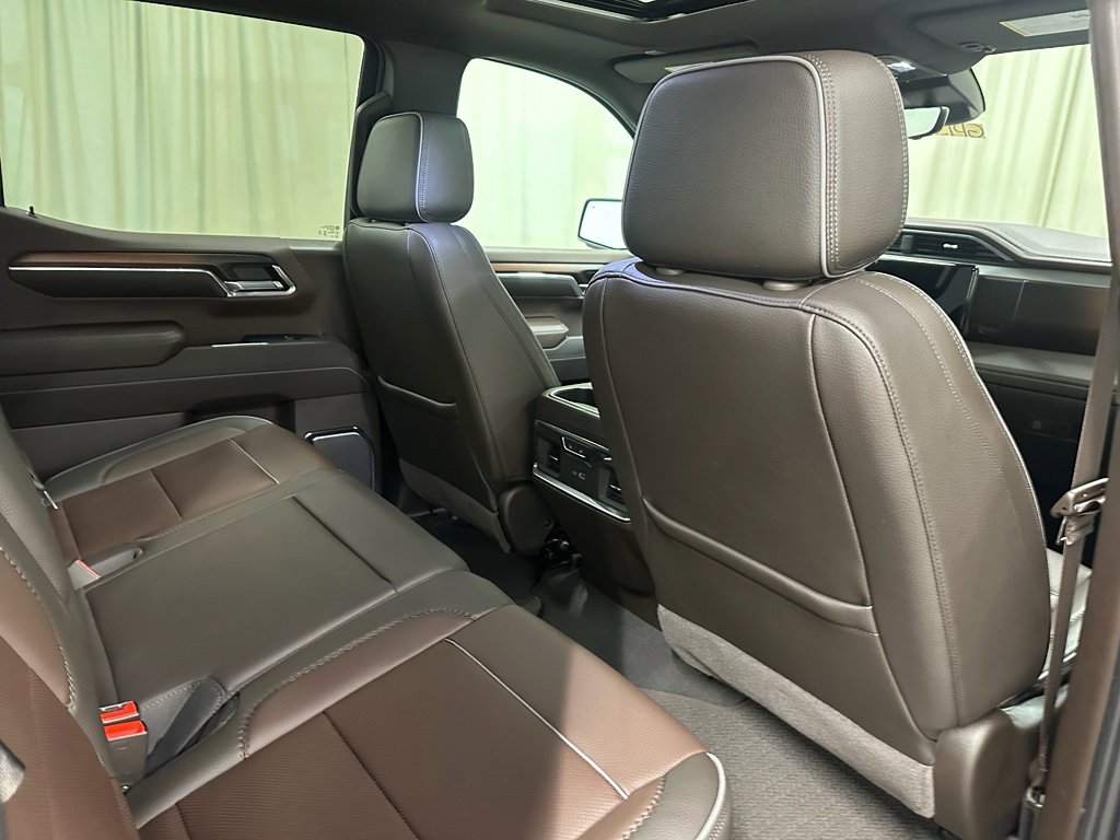 Used 2024 GMC Sierra 1500 Denali w/ Denali Reserve Package image 22