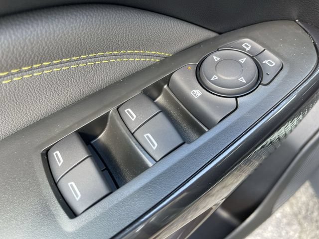 New 2026 Chevrolet Trax ACTIV w/ Sunroof Package FWD image 13