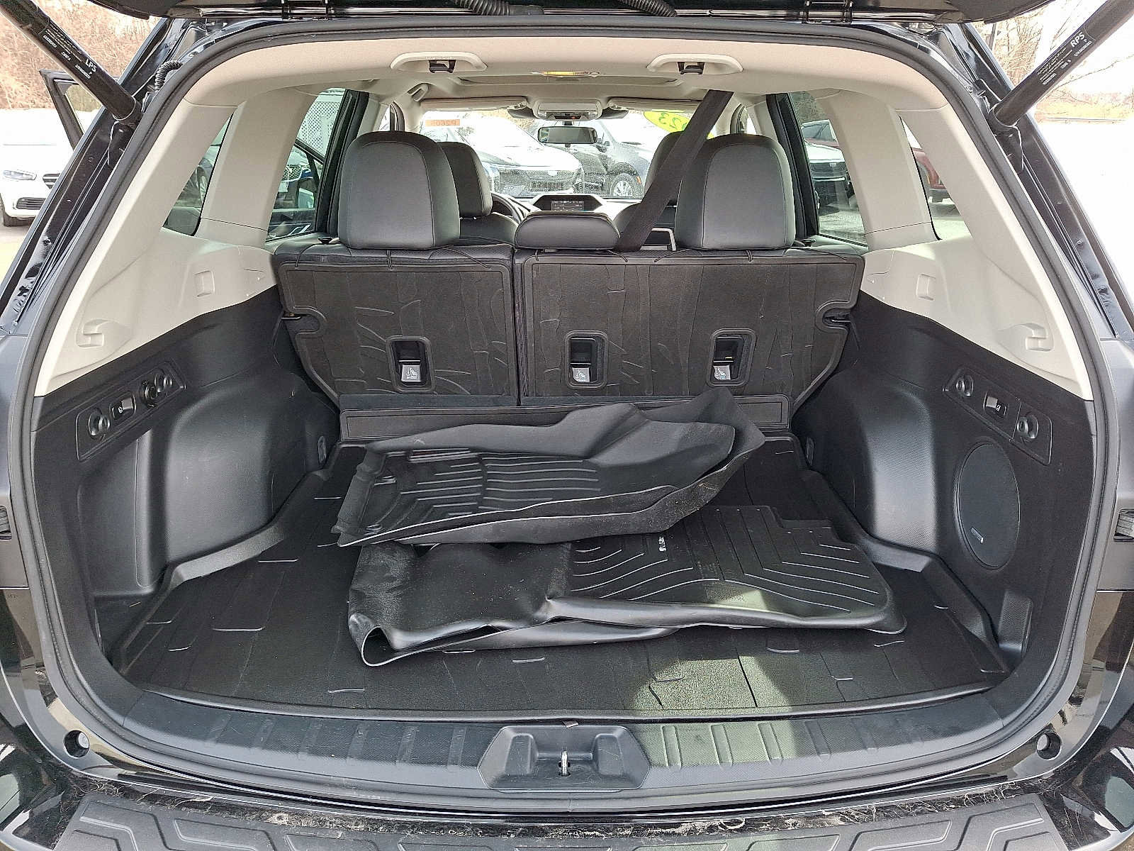 Used 2023 Subaru Forester Limited image 30