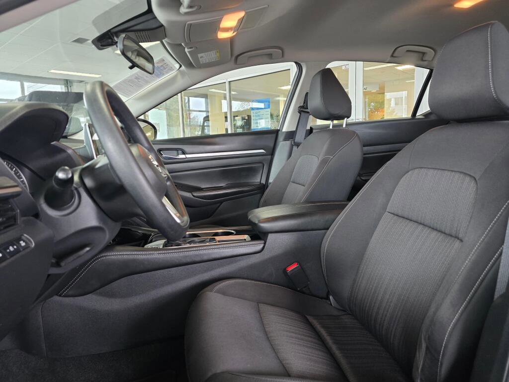 Used 2023 Nissan Altima 2.5 SV image 24