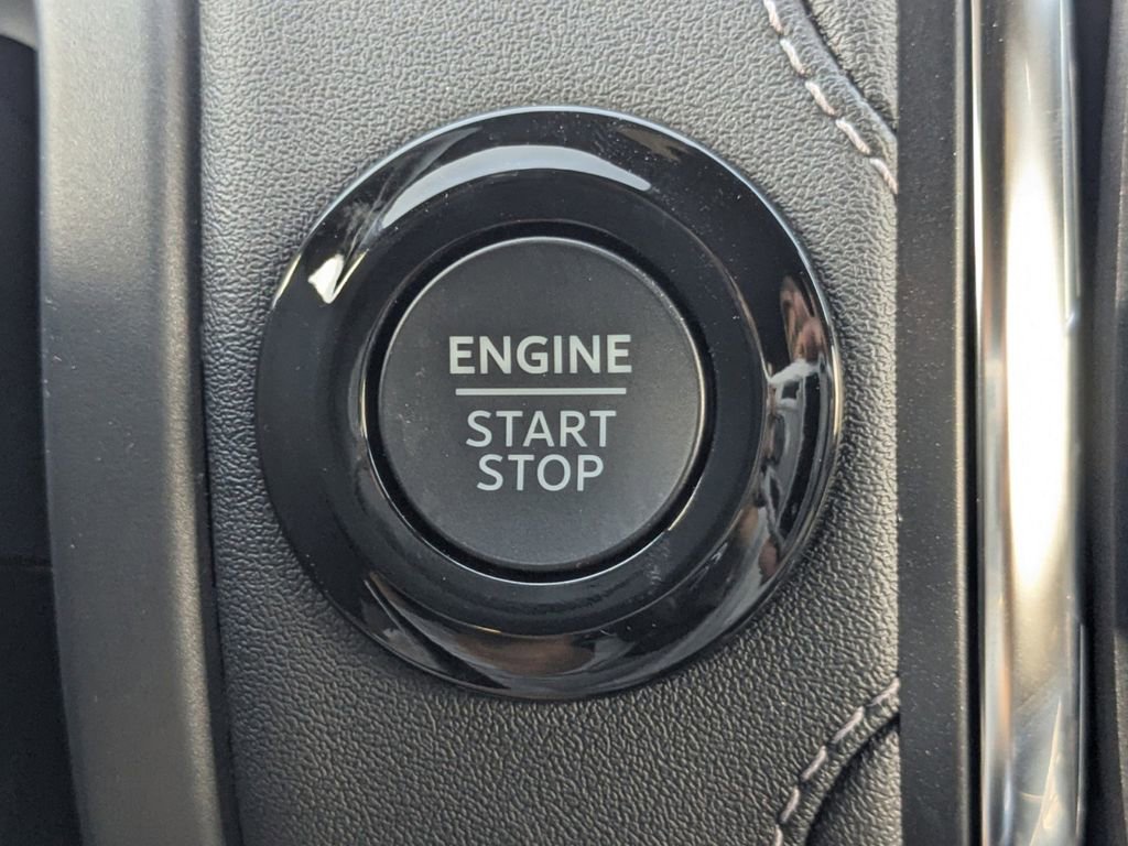 New 2025 Ford Expedition Max Platinum w/ Stealth Performance Package image 33