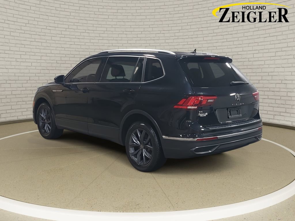 Used 2023 Volkswagen Tiguan SE image 7