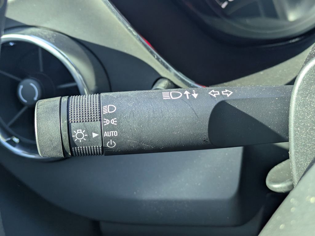 Used 2019 Chevrolet Camaro SS image 26