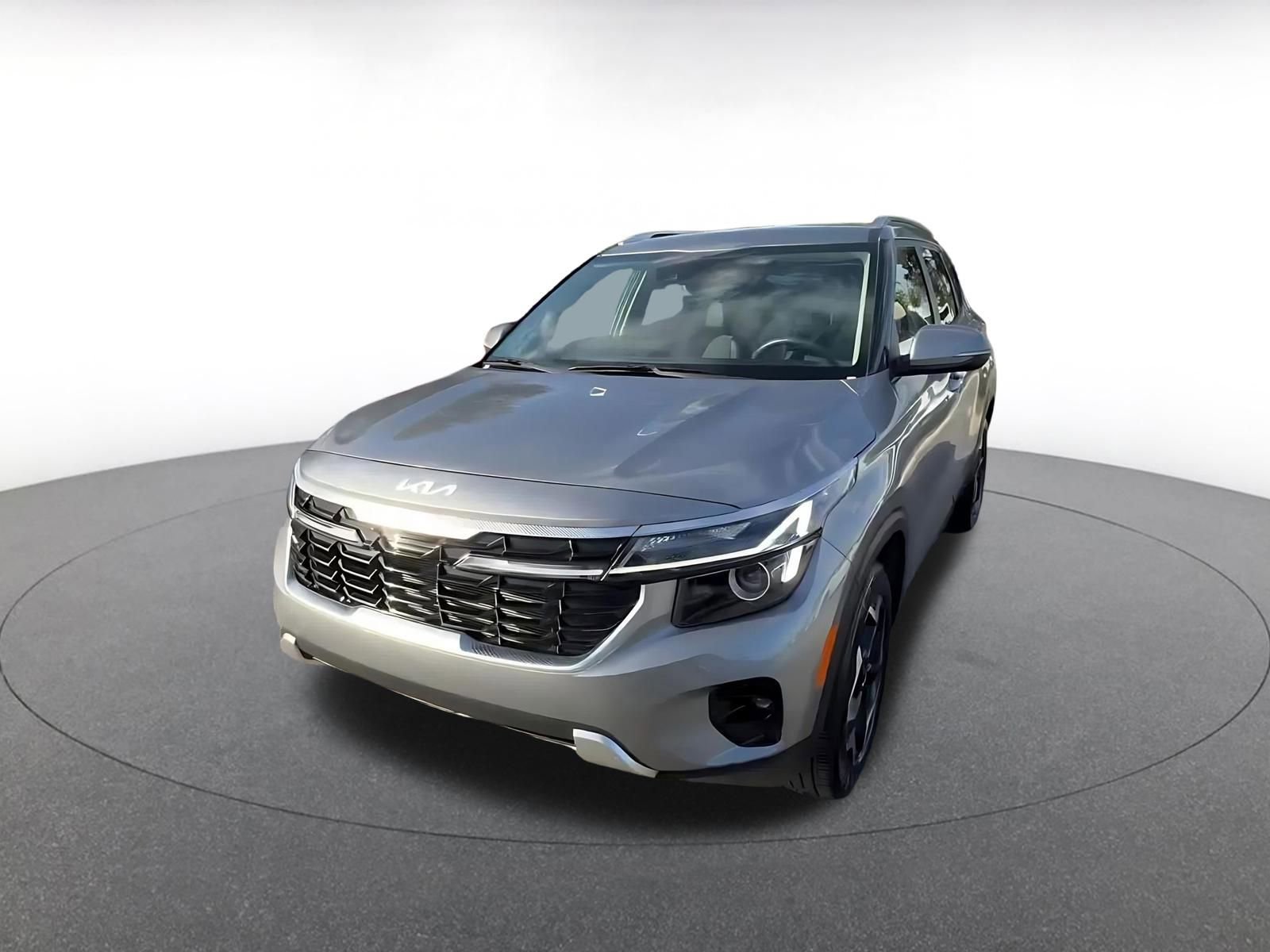 Used 2025 Kia Seltos S image 7