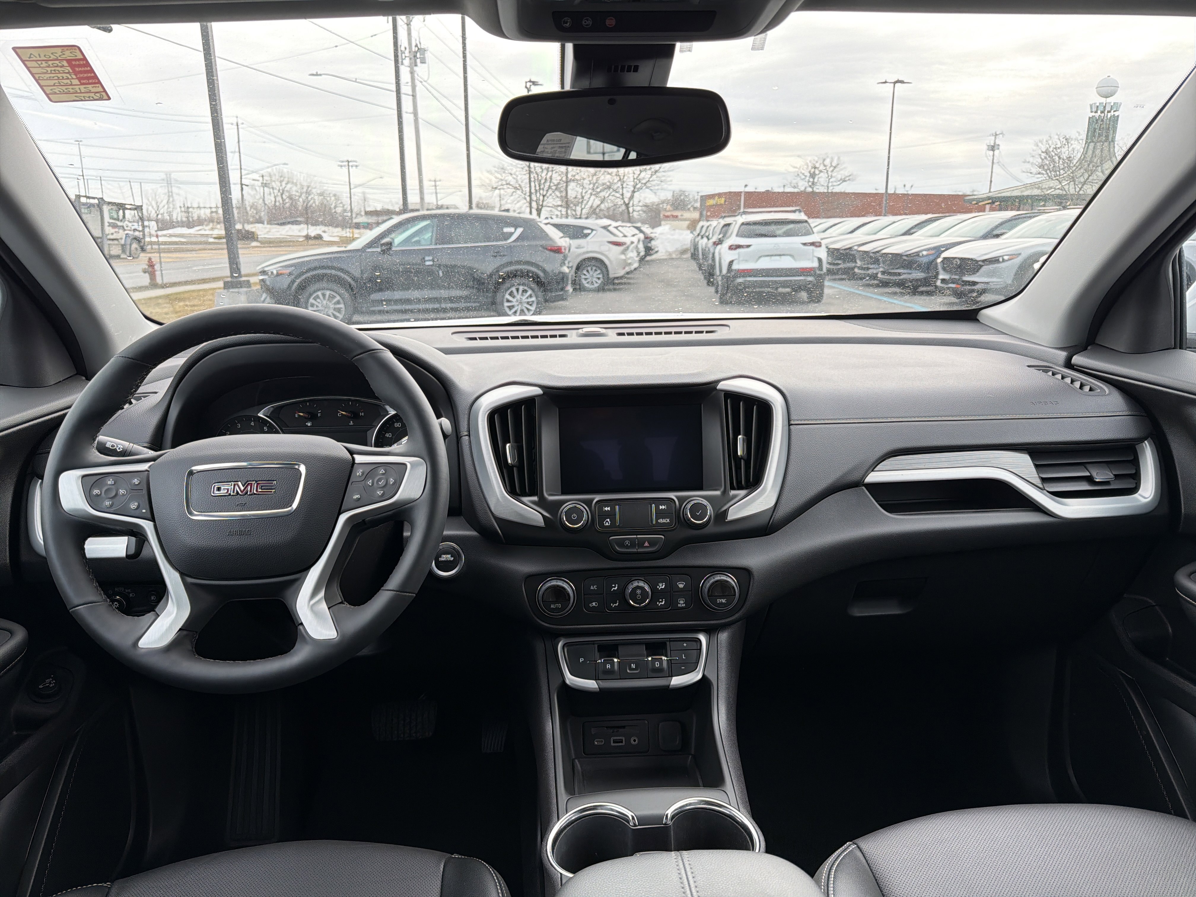 Used 2024 GMC Terrain SLT image 11