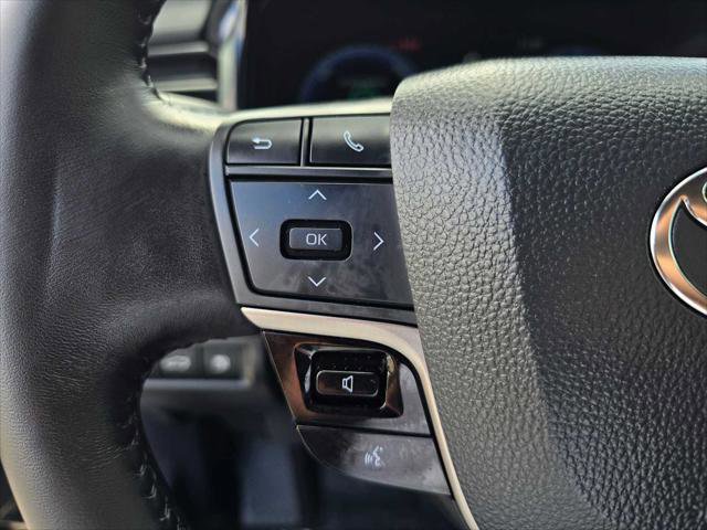 Used 2026 Toyota Camry XSE FWD image 25