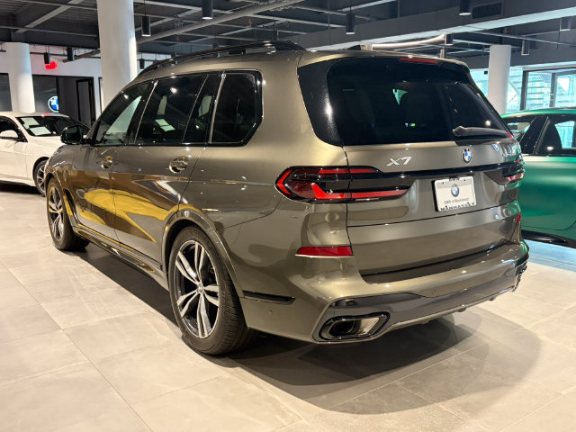 New 2026 BMW X7 xDrive40i w/ M Sport Package AWD/4WD image 6
