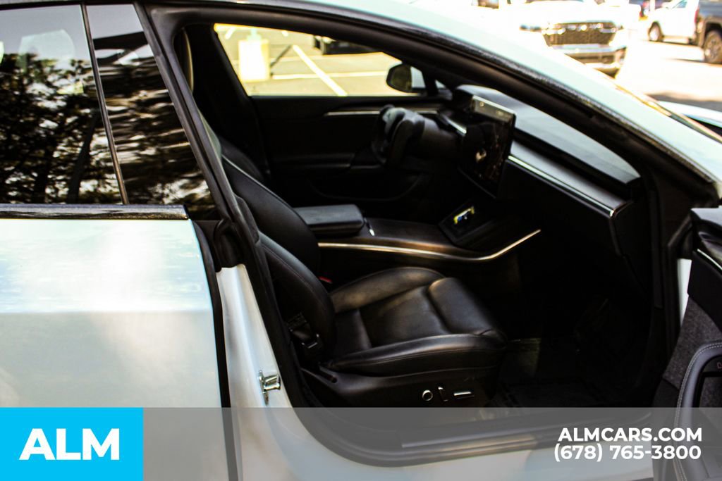 Used 2021 Tesla Model S Plaid image 18