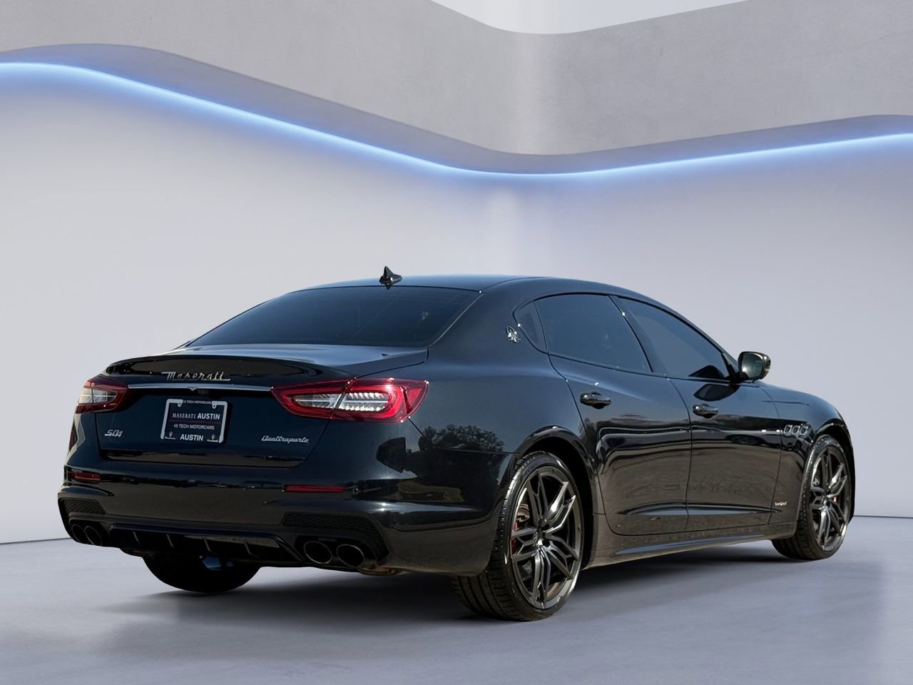 Used 2020 Maserati Quattroporte S GranSport Q4 AWD/4WD image 7