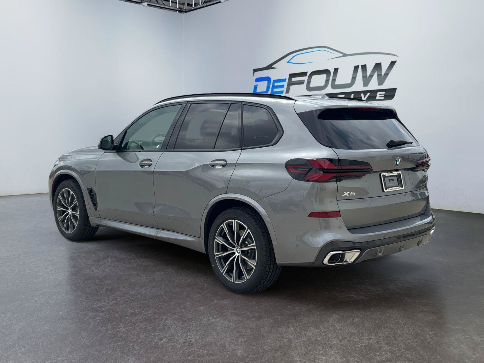 Used 2026 BMW X5 xDrive40i w/ M Sport Package AWD/4WD image 5