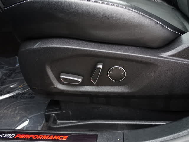 Used 2019 Ford Edge ST AWD/4WD image 17