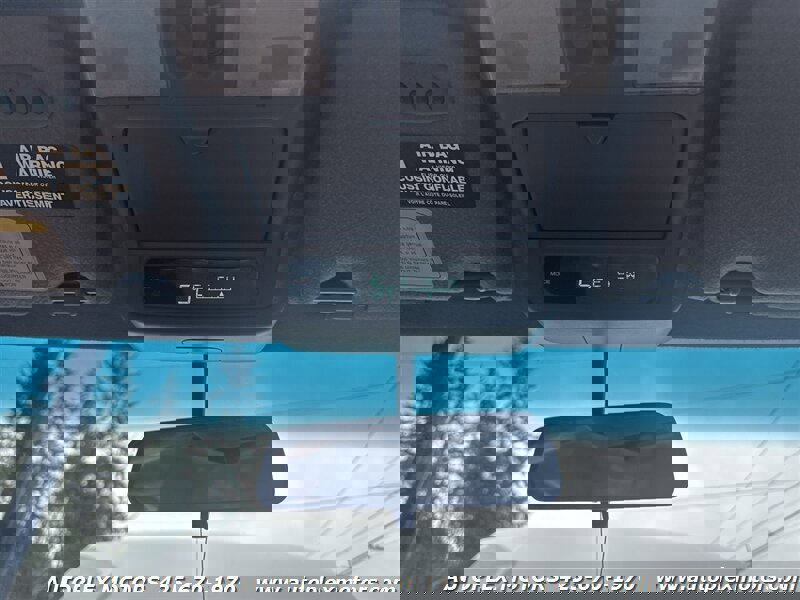 Used 1999 Nissan Pathfinder LE image 25