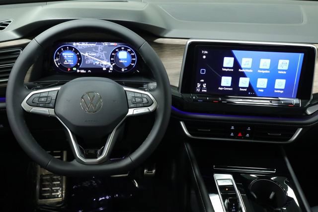 New 2025 Volkswagen Atlas SEL Premium R-Line image 12