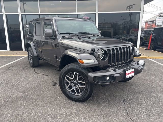 Used 2021 Jeep Wrangler Unlimited Sahara image 2
