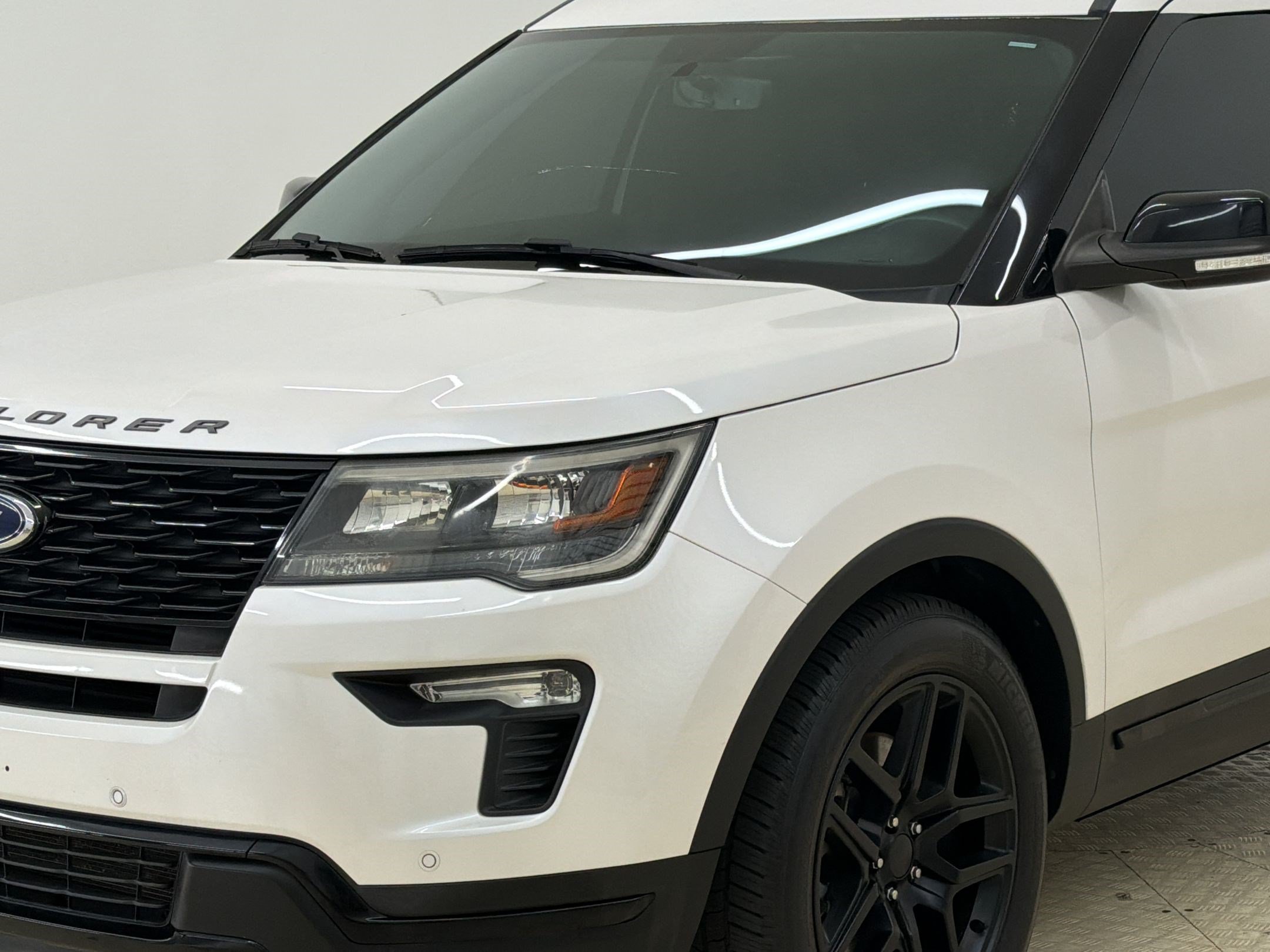Used 2018 Ford Explorer Sport AWD/4WD image 24