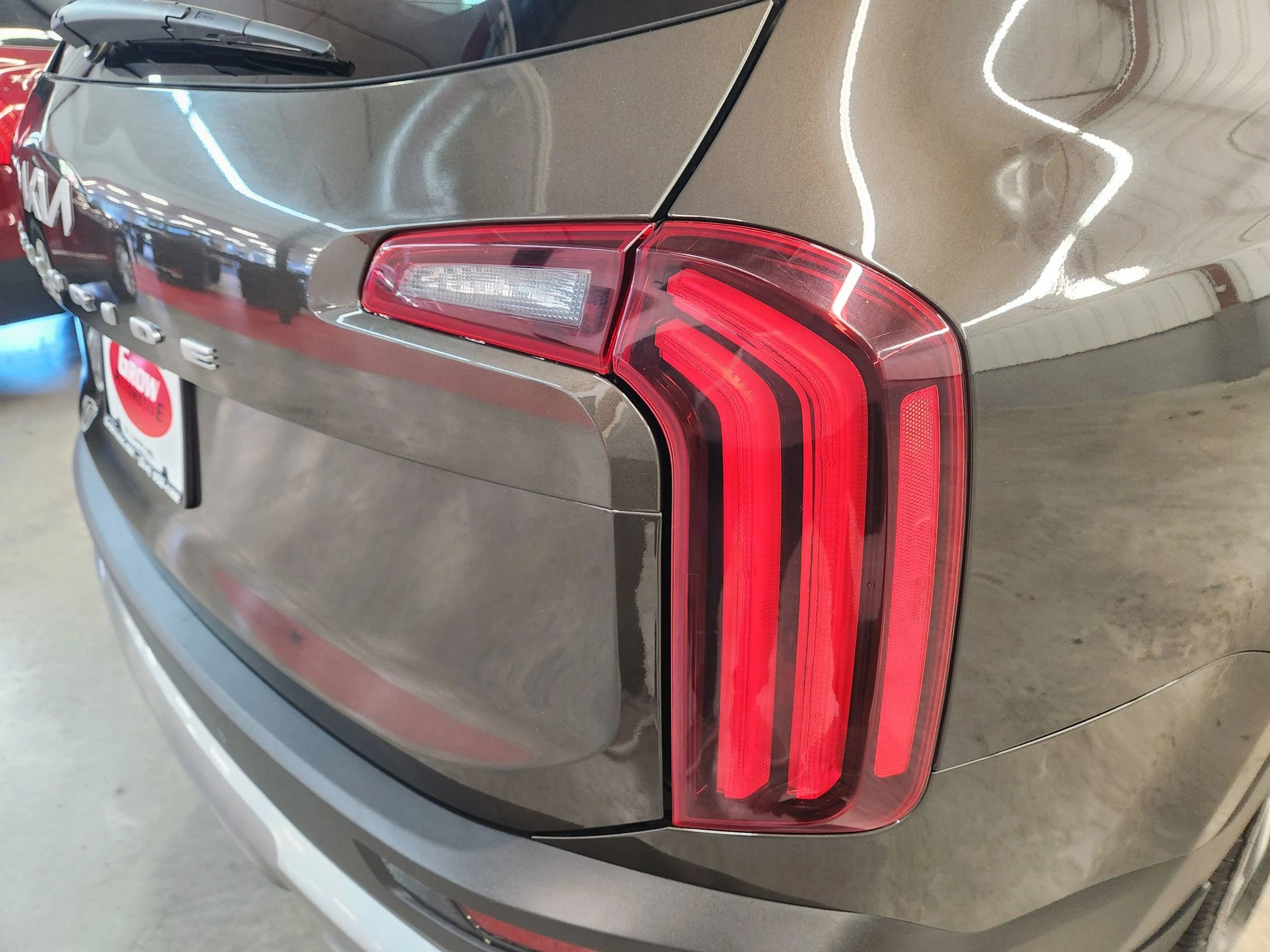 Used 2022 Kia Telluride EX w/ EX Premium Package image 26
