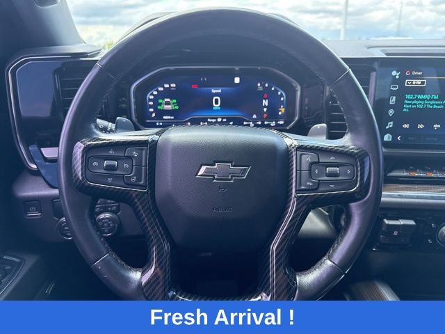 Used 2022 Chevrolet Silverado 1500 RST w/ Convenience Package II RWD image 5
