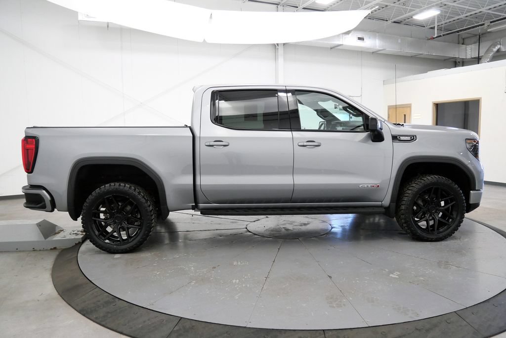 Used 2024 GMC Sierra 1500 AT4 w/ Technology Package AWD/4WD image 8