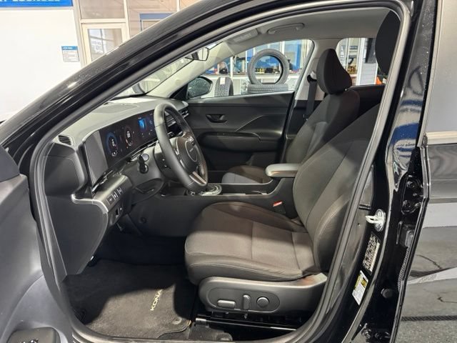 Used 2025 Hyundai Kona SEL AWD/4WD image 7