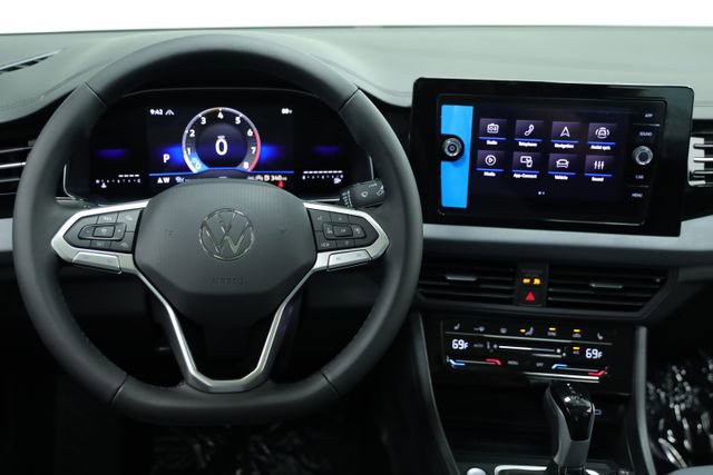 New 2025 Volkswagen Jetta SE image 12