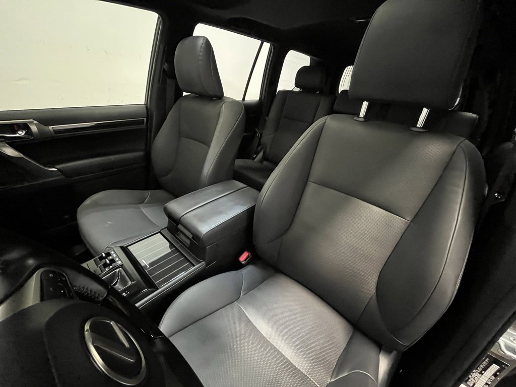 Used 2020 Lexus GX 460 Premium image 11