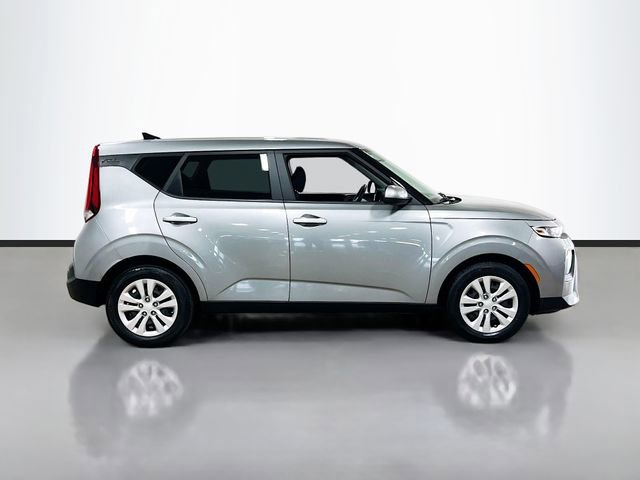 Certified 2022 Kia Soul LX image 8