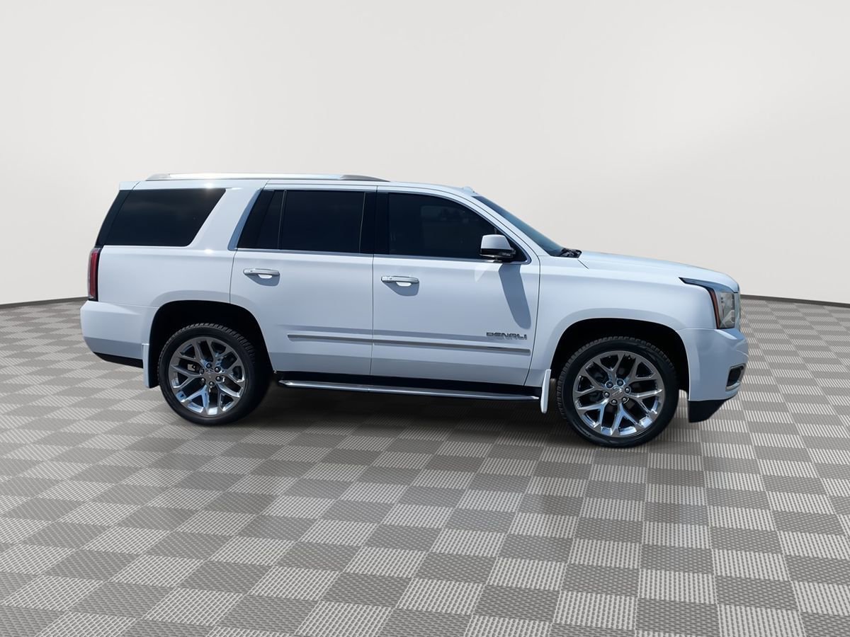 Used 2017 GMC Yukon Denali AWD/4WD image 8
