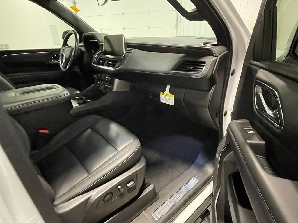 Used 2022 Chevrolet Tahoe Z71 w/ Luxury Package image 30