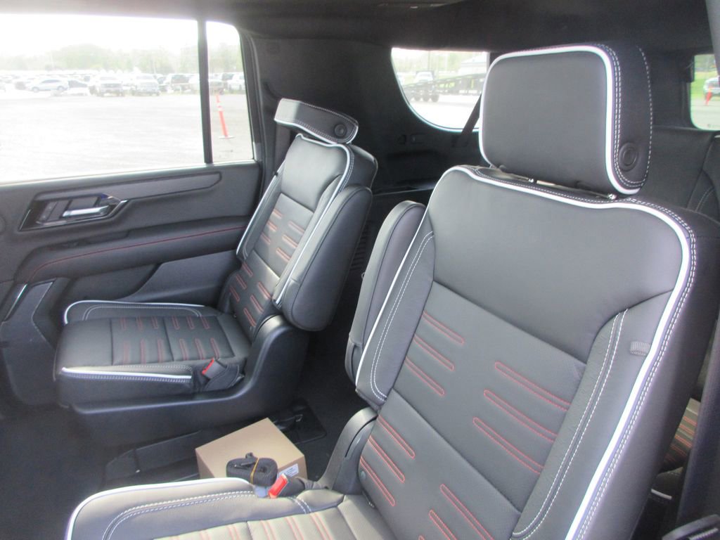 New 2026 GMC Yukon XL AT4 Ultimate image 12
